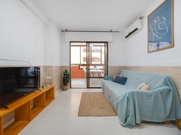 Apartment in Torrevieja – YC417274