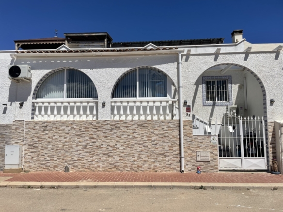 Bungalow in Camposol – YC417290