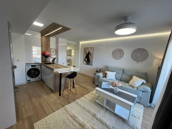 Apartment in Torrevieja – YC417326