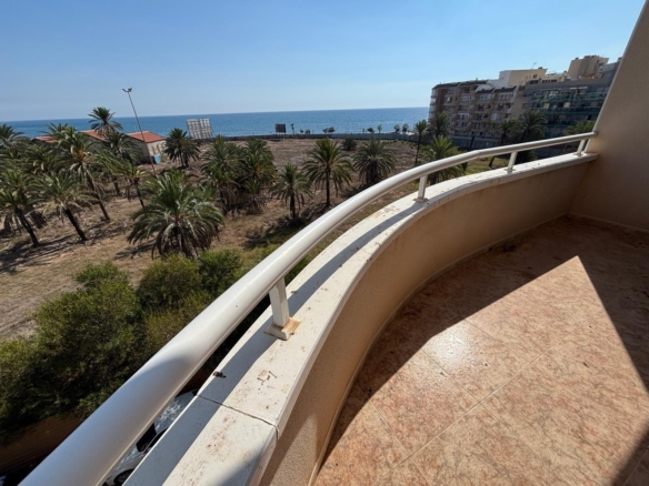 Apartment in Torrevieja – YC417462