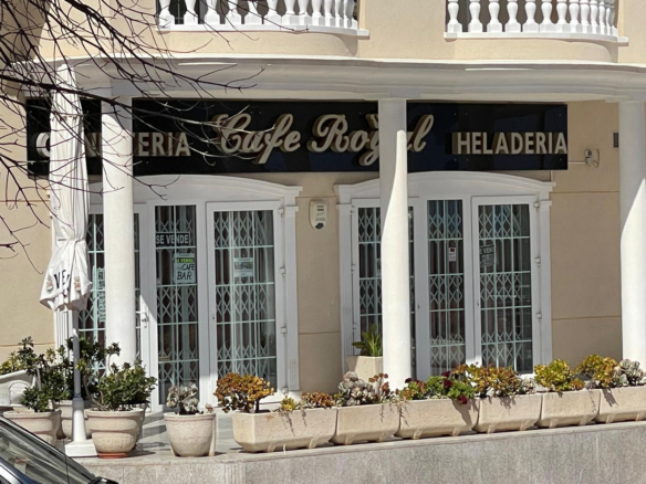 Commercial in Guardamar del Segura – YC417485