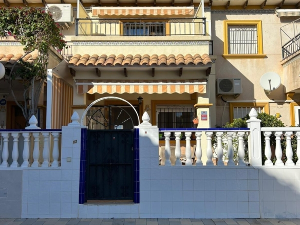 Duplex in Orihuela Costa – YC417493