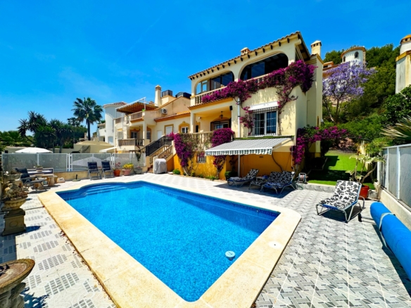 Villa in Orihuela Costa – YC417545