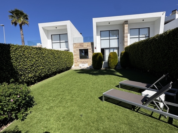 Duplex in Orihuela Costa – YC417568