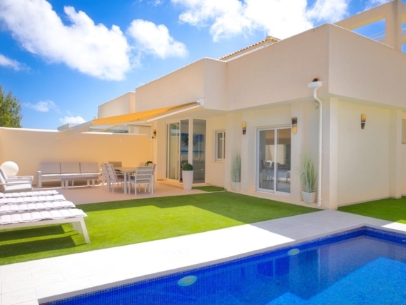 Town House in Orihuela Costa – YC417608