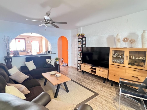 Town House in Torrevieja – YC417707