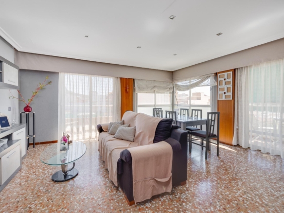 Apartment in Torrevieja – YC417758