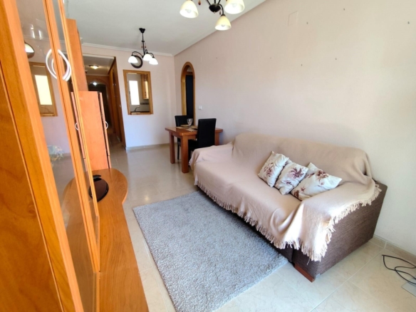 Apartment in Torrevieja – YC417224