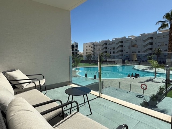Apartment in Guardamar del Segura – YC418495