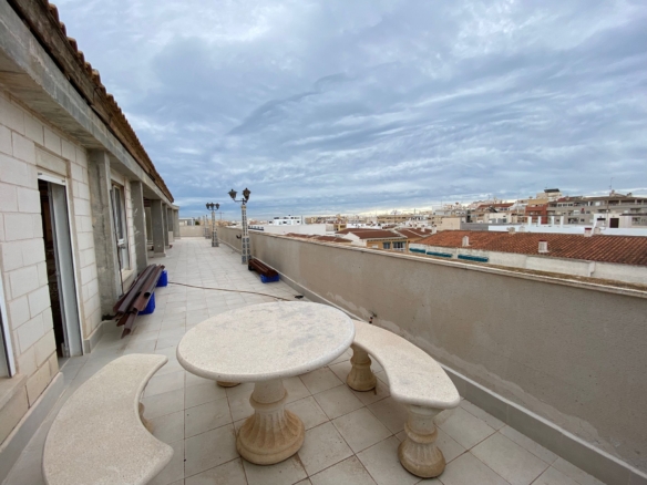 Penthouse in Torrevieja – YC418817