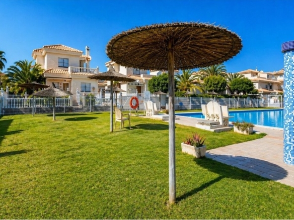 Apartment in Orihuela Costa – YC414396