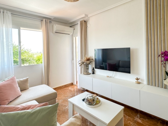 Apartment in Guardamar del Segura – YC435041