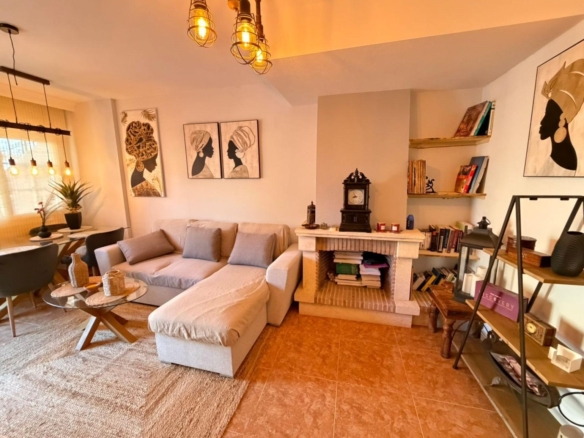 Semi Detached in Orihuela Costa – YC419081