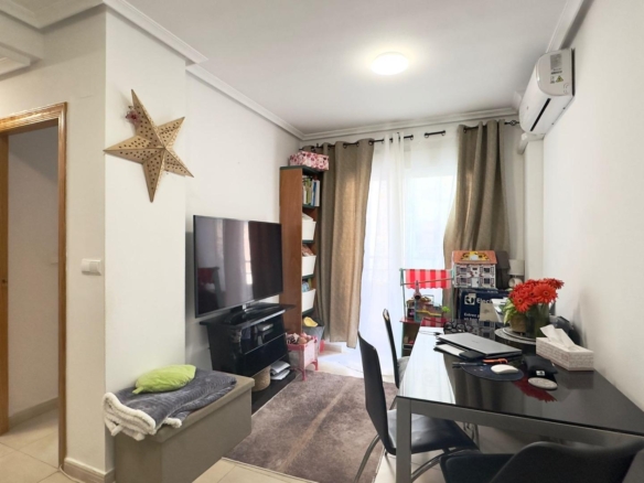 Apartment in Torrevieja – YC419093