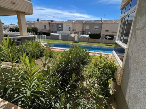 Apartment in Torrevieja – YC419156