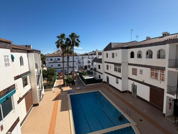 Apartment in Torrevieja – YC491105