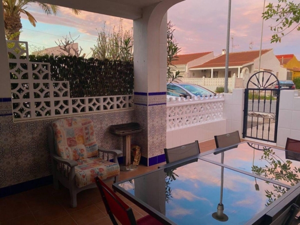 Town House in Torrevieja – YC419268