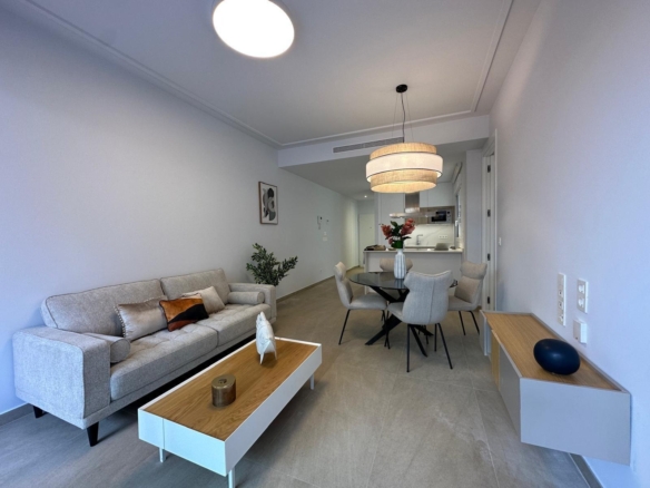 Apartment in Torrevieja – YC419303