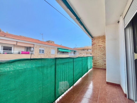 Apartment in Torrevieja – YC419615