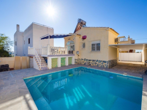 Villa in San Fulgencio – YC419835