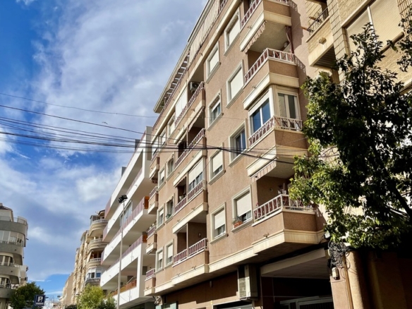 Penthouse in Torrevieja – YC419892