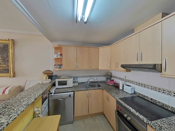 Apartment in Torrevieja – YC419953