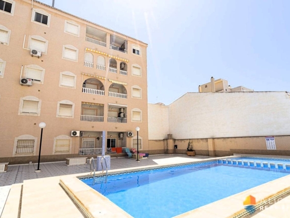 Penthouse in Torrevieja – YC420070