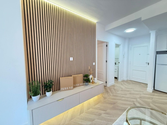 Apartment in Torrevieja – YC420138