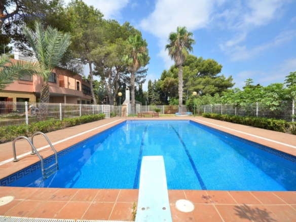 Villa in Torrevieja – YC420166
