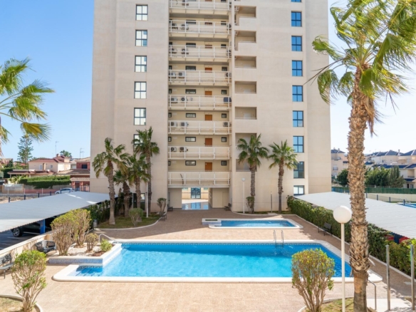 Apartment in Torrevieja – YC420320