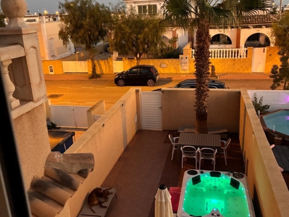 Town House in Avileses – YC420389