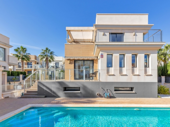 Villa in Orihuela Costa – YC420527