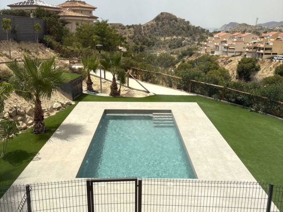 Duplex in Villajoyosa – YC438916