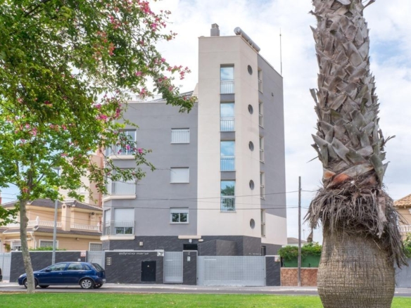 Apartment in Torrevieja – YC421117