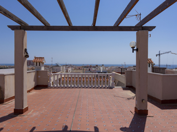 Penthouse Penthouse in Torrevieja – YC421375