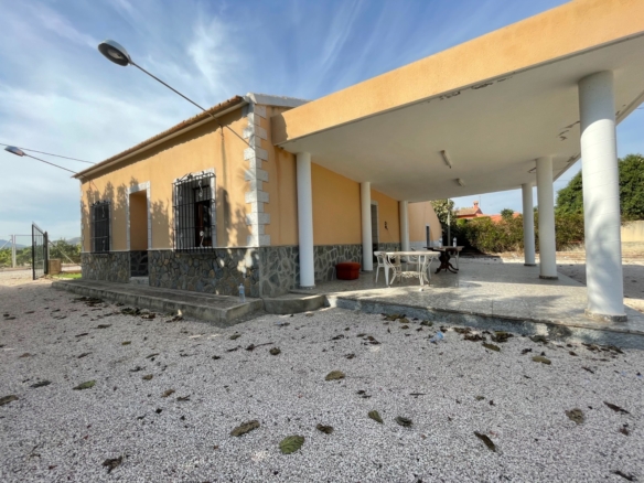 Villa in Redovan – YC421659