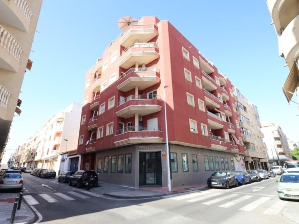 Apartment in Torrevieja – YC439033