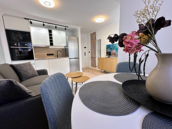 Apartment in Torrevieja – YC415724