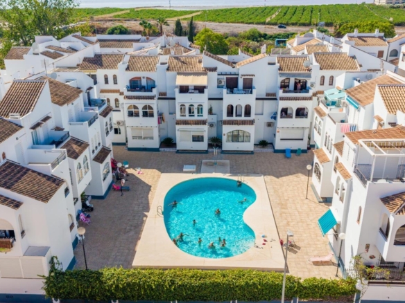 Apartment in Torrevieja – YC431048