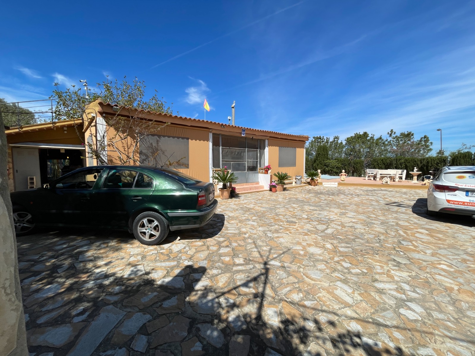 Villa for sale in Valencian Community