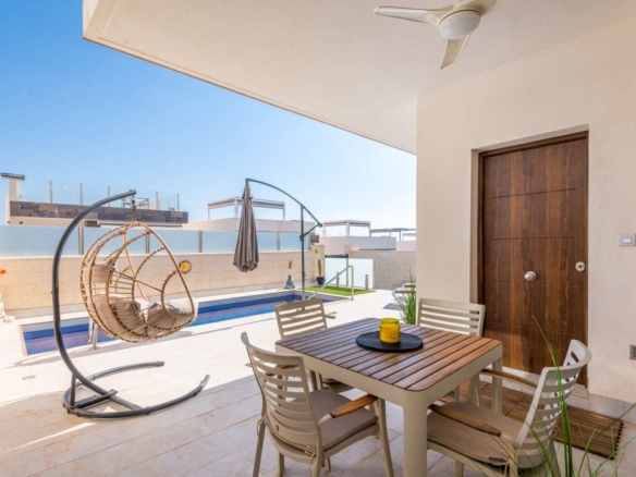 Villa in Orihuela Costa – YC434998