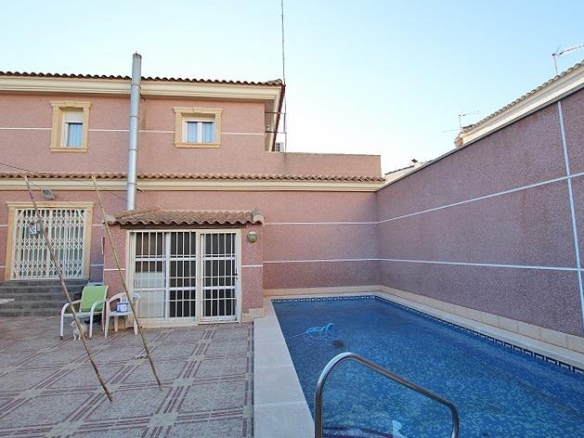 Villa in Formentera del Segura – YC415412