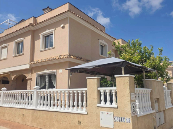Villa in Villamartin – YC416263