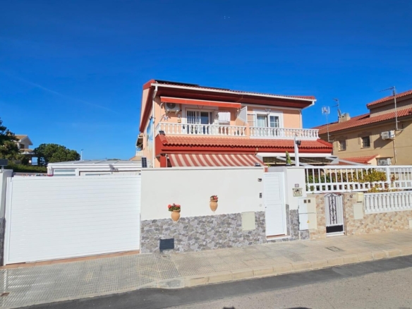 Duplex in Santiago de la Ribera – YC439111