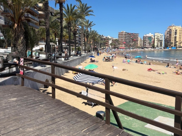 Apartment in Torrevieja – YC417959