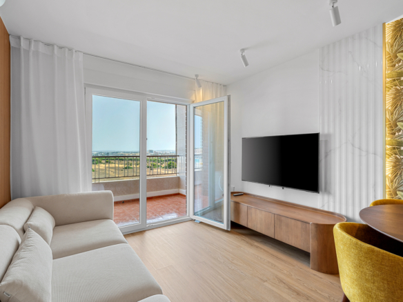 Penthouse in Punta Prima – YC450941