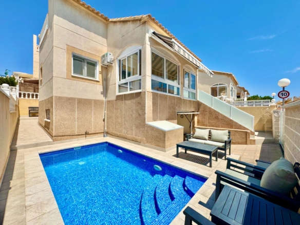 Town House in Orihuela Costa – YC451574