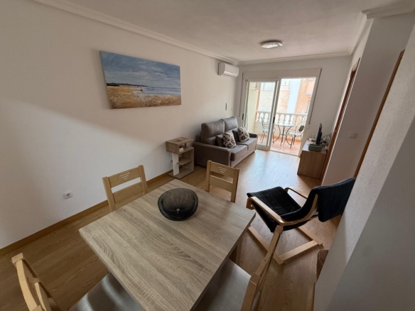 Apartment in Torrevieja – YC451212