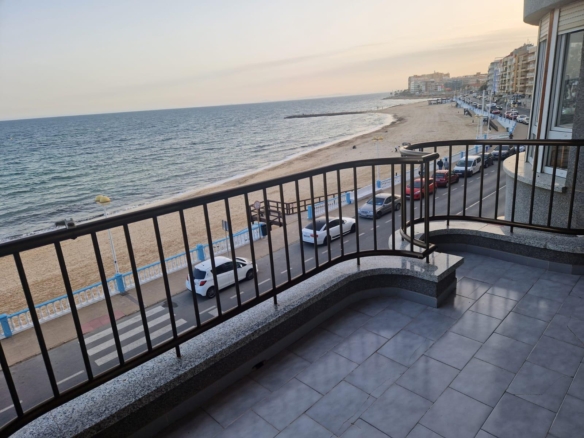 Apartment in Torrevieja – YC417318