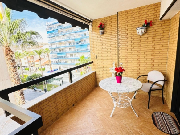 Apartment in Torrevieja – YC417955